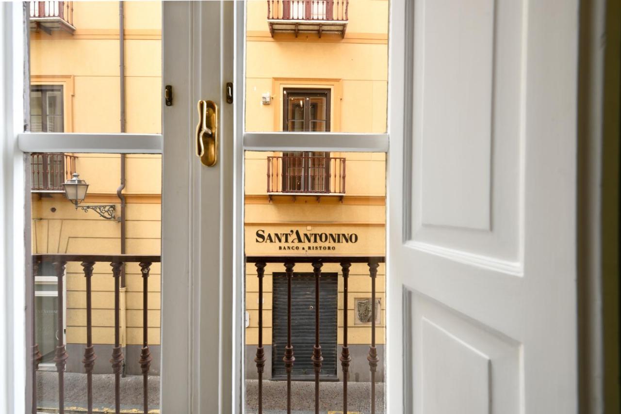 La Casa Di Vittoria Sorrento Apartment ภายนอก รูปภาพ